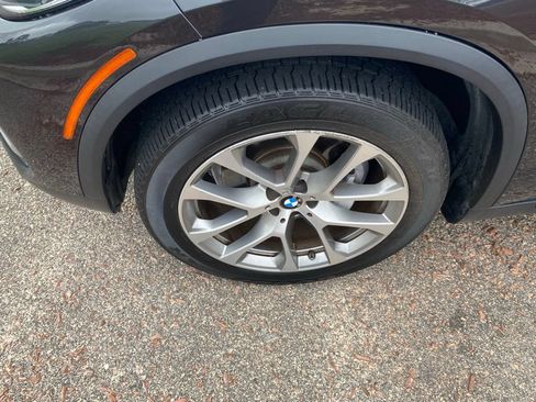 Used 2019 BMW X5 xDrive40i w/ Premium Package 2 AWD/4WD image 18