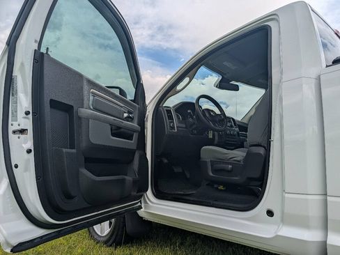 Used 2017 RAM 1500 Tradesman w/ Power & Remote Entry Group AWD/4WD image 29