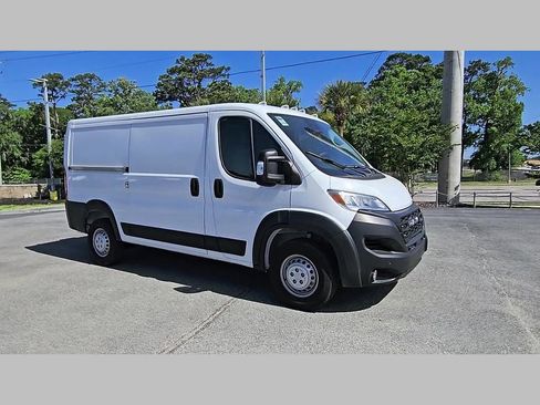 Used 2025 RAM ProMaster 2500 w/ Premium Convenience Group FWD image 36