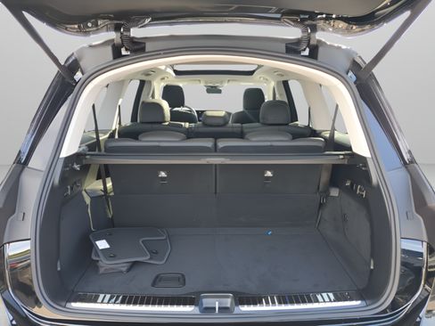 Certified 2026 Mercedes-Benz GLS 450 4MATIC image 35