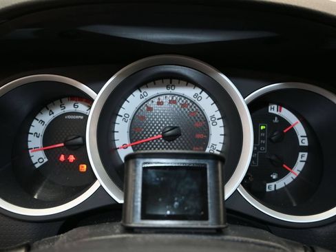 Used 2012 Toyota Tacoma 2WD Regular Cab image 13