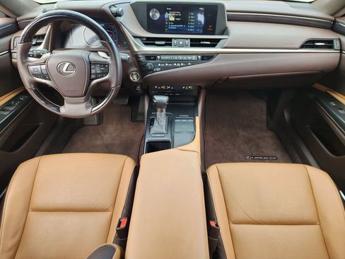 Used 2019 Lexus ES 350 w/ Premium Package image 18