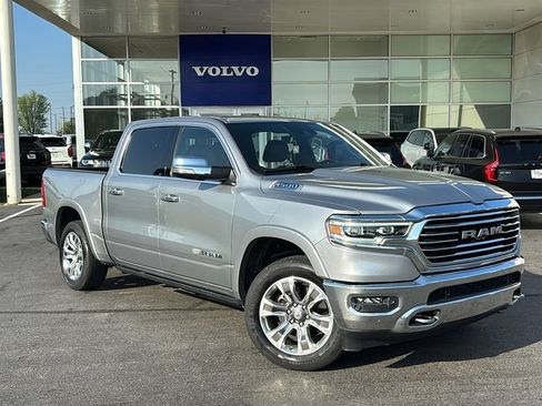 Used 2022 RAM 1500 Limited AWD/4WD image 2