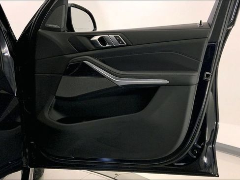 Certified 2026 BMW X5 xDrive50e w/ M Sport Package image 25