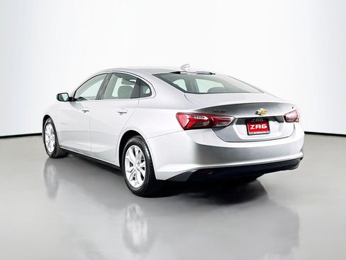 Used 2022 Chevrolet Malibu LT FWD image 3