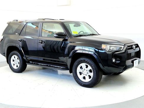 Used 2023 Toyota 4Runner SR5 Premium w/ Moonroof Package AWD/4WD image 7