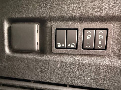 Used 2023 Chevrolet Tahoe RST w/ Luxury Package image 11