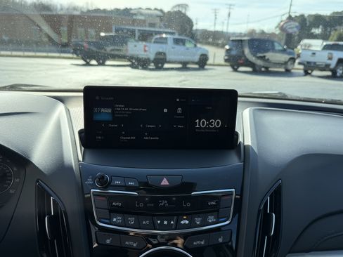 Used 2024 Acura RDX SH-AWD image 26