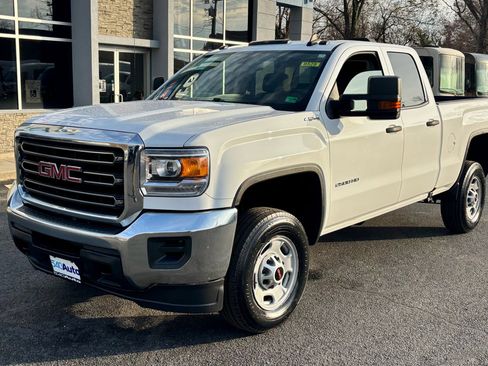 Used 2019 GMC Sierra 2500 4x4 Double Cab w/ Sierra Convenience Package image 2
