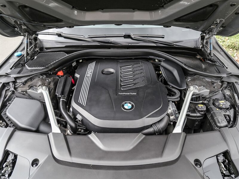 Used 2020 BMW 740i RWD image 36