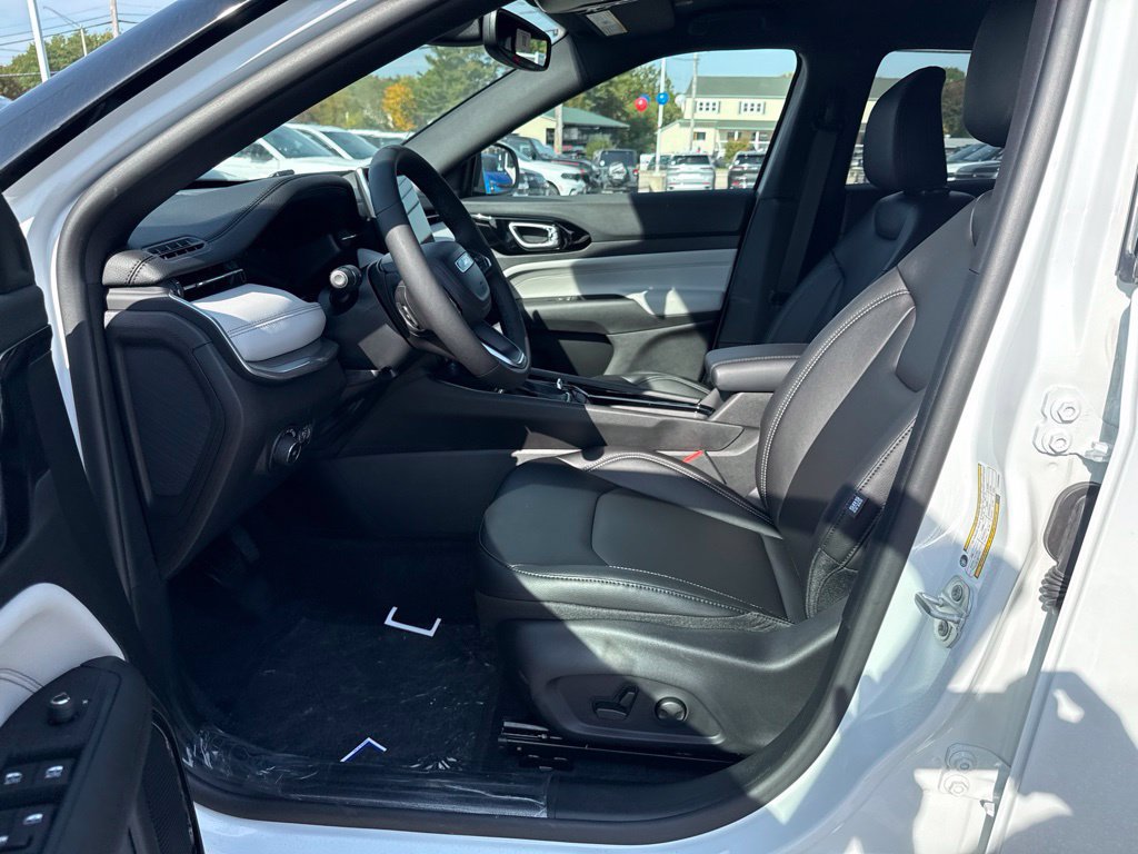 New 2026 Jeep Compass Limited AWD/4WD image 16