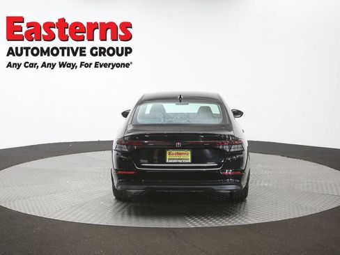Used 2025 Honda Accord SE image 36