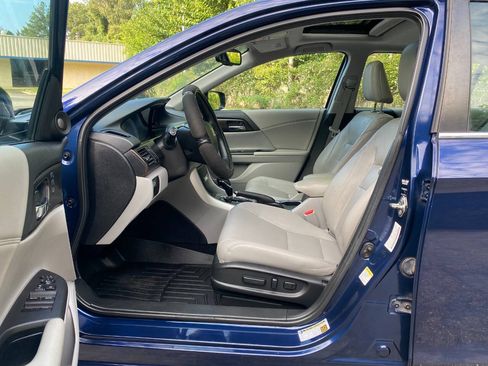 Used 2015 Honda Accord EX-L image 15