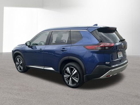 Used 2021 Nissan Rogue Platinum AWD/4WD image 5