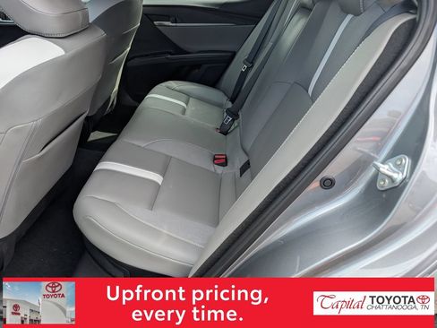 Used 2026 Toyota Camry SE AWD/4WD image 10