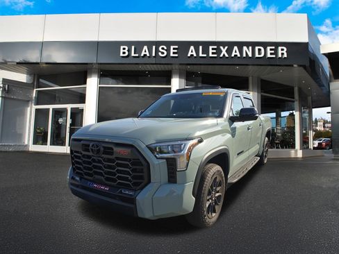 Used 2025 Toyota Tundra Limited w/ TRD Off-Road Package AWD/4WD image 9