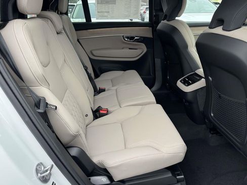 New 2026 Volvo XC90 B6 Plus w/ Protection Package Premier AWD/4WD image 13