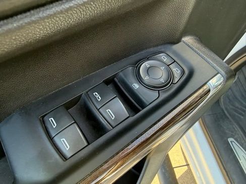 Used 2022 Chevrolet Silverado 1500 RST AWD/4WD image 11