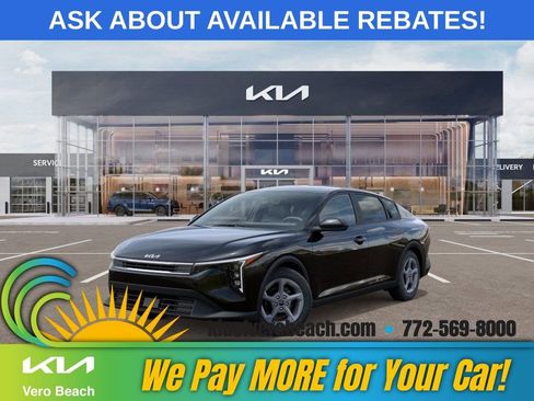 New 2025 Kia K4 LXS image 1