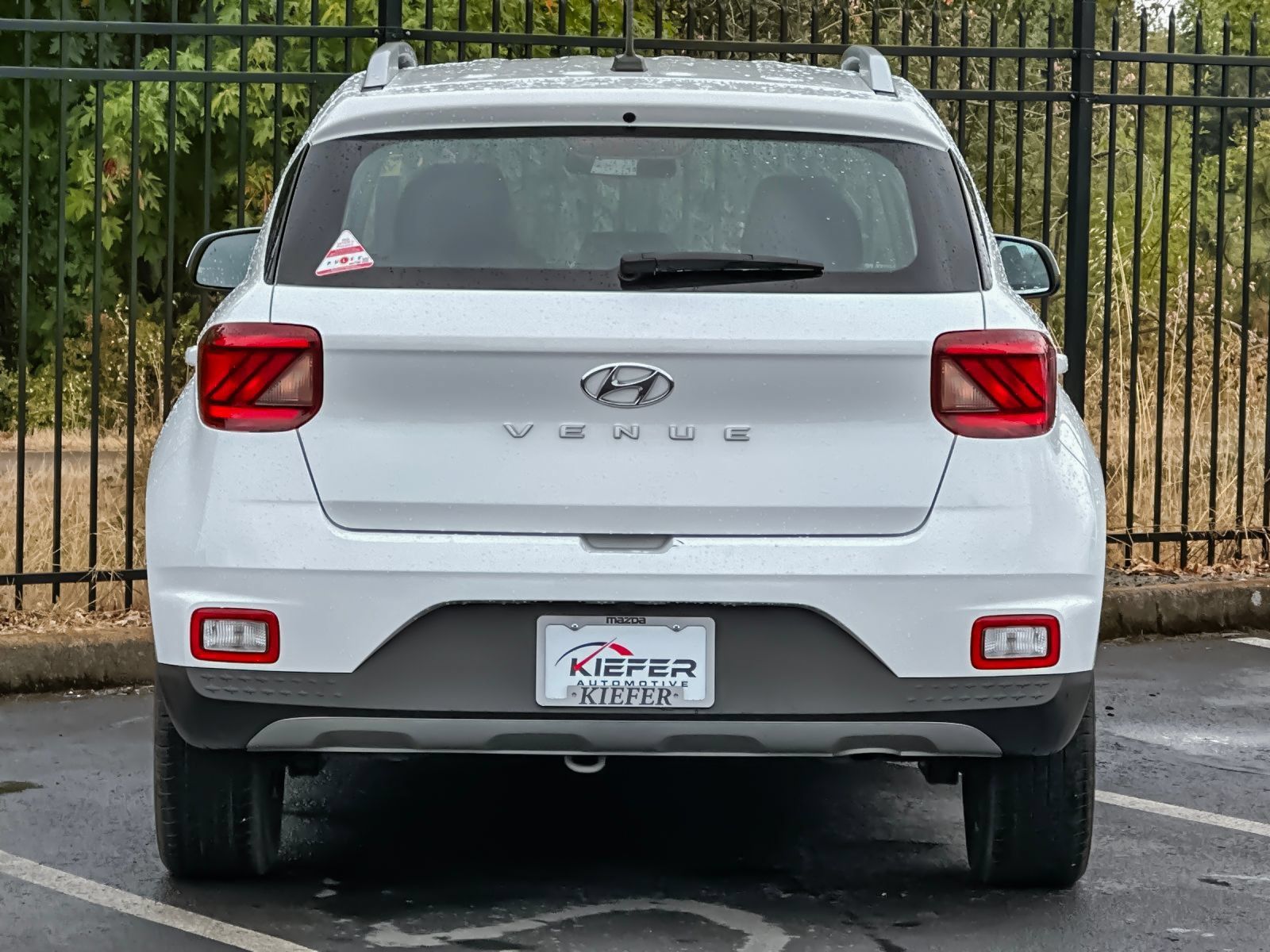 Used 2025 Hyundai Venue SEL FWD image 5