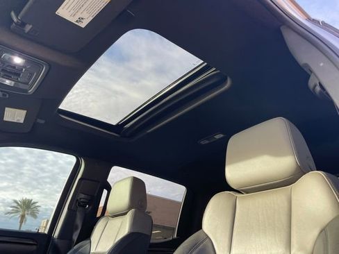 Used 2022 Chevrolet Silverado 1500 ZR2 w/ Technology Package image 25