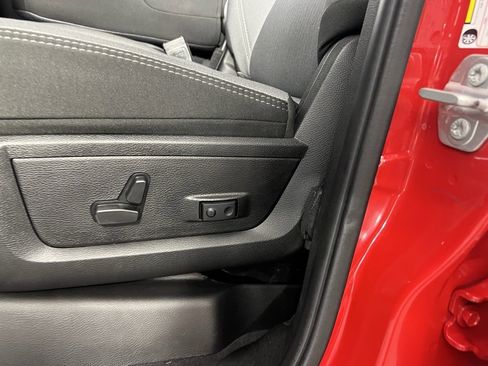 Certified 2024 RAM 2500 Big Horn w/ Bed Utility Group image 22