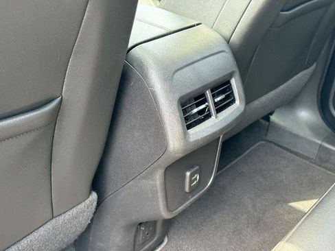Certified 2023 Chevrolet Equinox RS w/ RS Leather Package AWD/4WD image 22