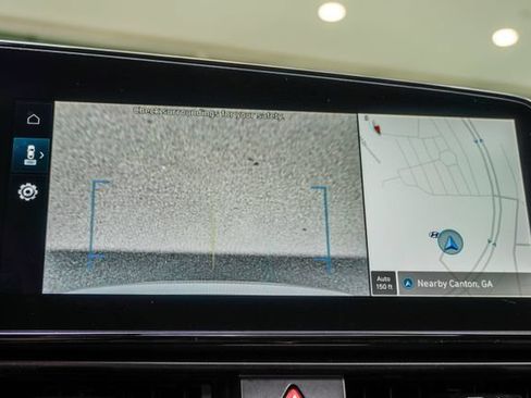 Certified 2025 Hyundai Elantra SEL FWD image 35