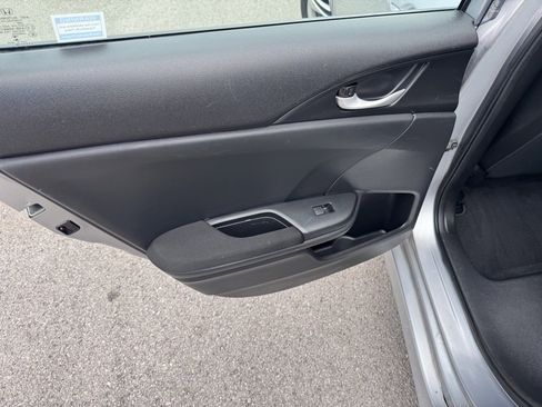 Used 2018 Honda Civic LX image 10