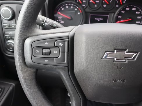 New 2026 Chevrolet Silverado 1500 Custom Trail Boss w/ LPO, Dark Essentials Package AWD/4WD image 7