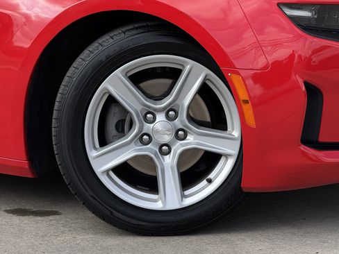 Used 2023 Chevrolet Camaro LT image 3