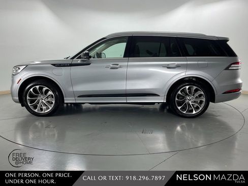Used 2020 Lincoln Aviator Grand Touring w/ Equipment Group 301A image 9