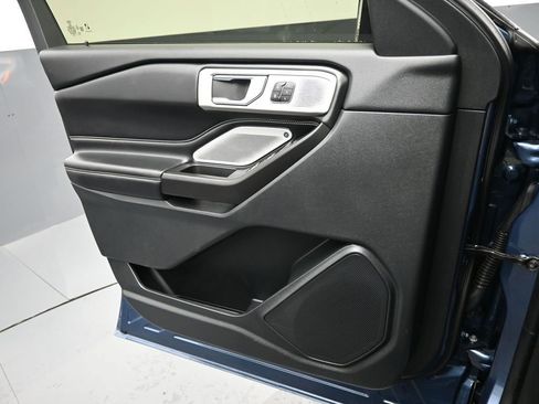 Used 2020 Ford Explorer ST w/ ST Street Pack image 14