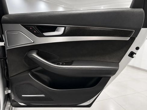 Used 2013 Audi S8 AWD/4WD image 24