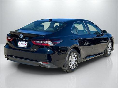 Certified 2023 Toyota Camry LE image 5