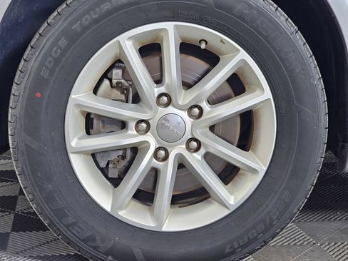 Used 2019 Dodge Grand Caravan SXT FWD image 36