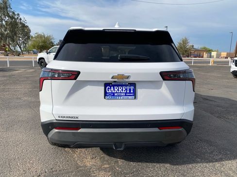 Used 2025 Chevrolet Equinox LT FWD image 19
