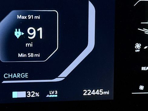 Certified 2024 Kia EV9 Wind AWD/4WD image 39