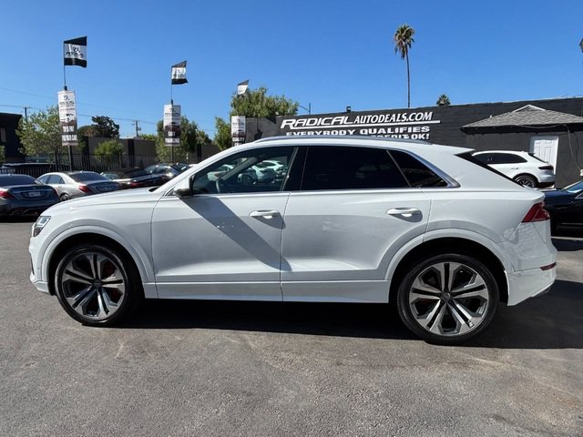 Used 2019 Audi Q8 Premium Plus w/ Premium Plus AWD/4WD image 13