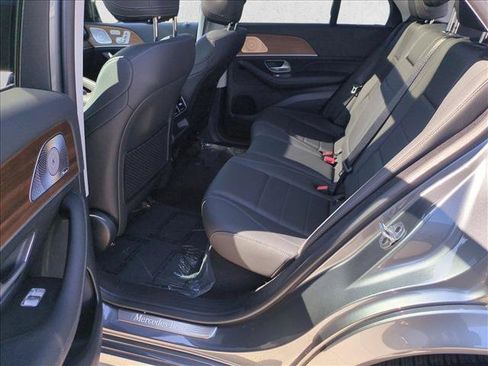 Used 2025 Mercedes-Benz GLE 350 4MATIC image 21