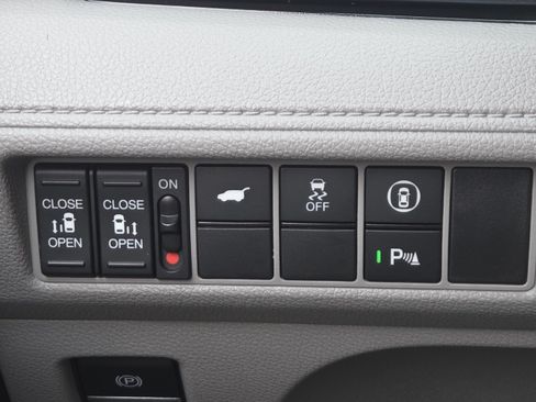 Used 2024 Honda Odyssey Touring image 33