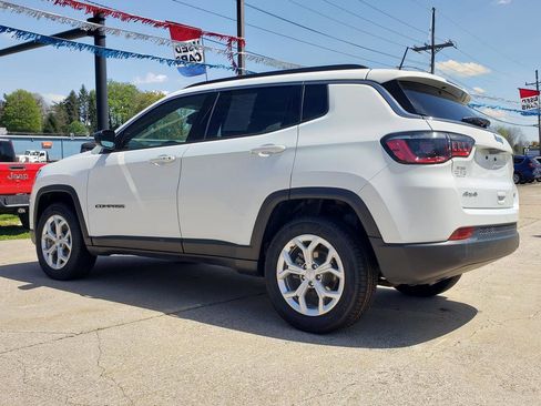 Certified 2024 Jeep Compass Latitude AWD/4WD image 6
