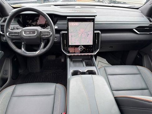 Used 2024 GMC Acadia AT4 w/ Luxury Package image 23