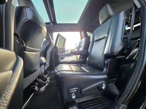 Used 2015 Toyota Highlander Limited Platinum image 15