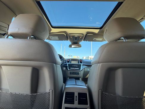 Used 2014 Mercedes-Benz ML 350 BlueTEC 4MATIC image 22