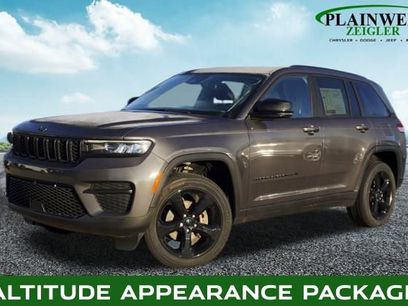 Used 2023 Jeep Grand Cherokee Altitude