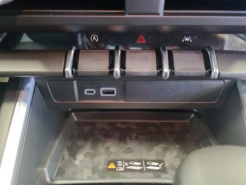 New 2026 Chevrolet Colorado LT w/ LT Convenience Package image 18