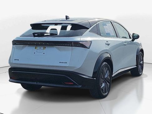 Used 2023 Nissan Ariya FWD image 5