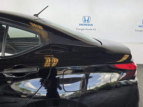 Used 2024 Nissan Versa S image 14