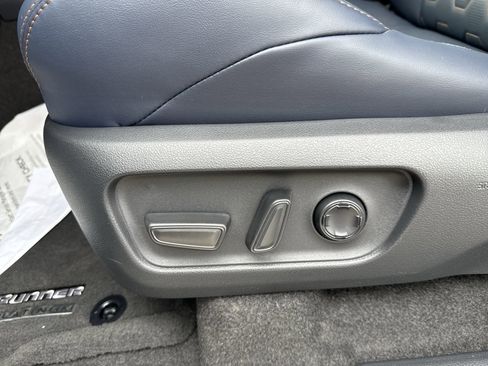 New 2026 Toyota 4Runner Platinum image 13